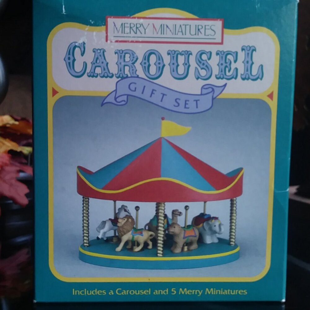 Vintage Merry Miniatures Carousel Gift Set New